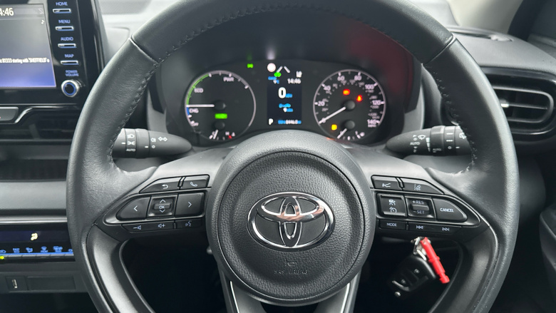 Toyota Yaris 1.5 Hybrid Icon 5dr CVT Hybrid Hatchback